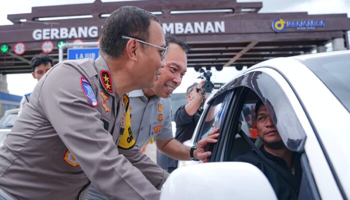 Dirut Jasa Raharja bersama Wamenhub, dan Kakorlantas Polri Gelar Tinjauan Arus Mudik dan Libur Nataru di Tol Jogja-Solo