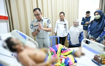 Pastikan Jaminan Perawatan Berjalan Baik, Direksi Jasa Raharja Tinjau Korban KMP Putri Yasmin di Rumah Sakit